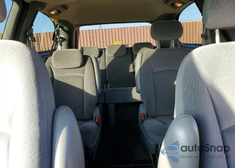 2005 Dodge Grand Caravan Sxt from USA, damaged, VIN 2D4GP44L85R104189